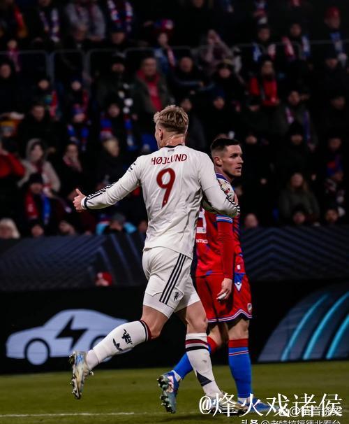 TMW主编:曼联冬窗不愿放走梅努,但球员及团队积极寻求转会 TMW主编:曼联冬窗不愿放走梅努,但球员及团队积极寻求转会